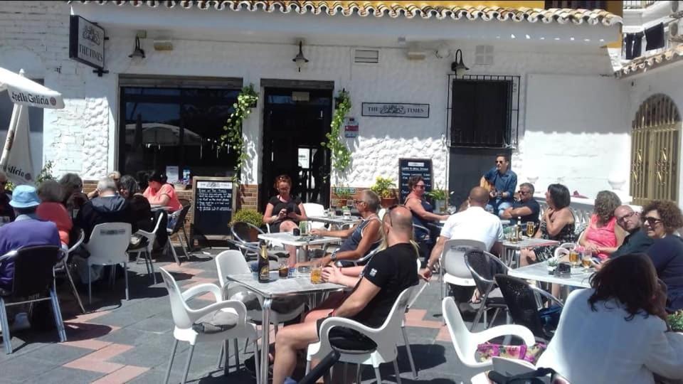 Fully Air Conditioned Riviera Apartment Mijas Costa Malaga Exterior photo